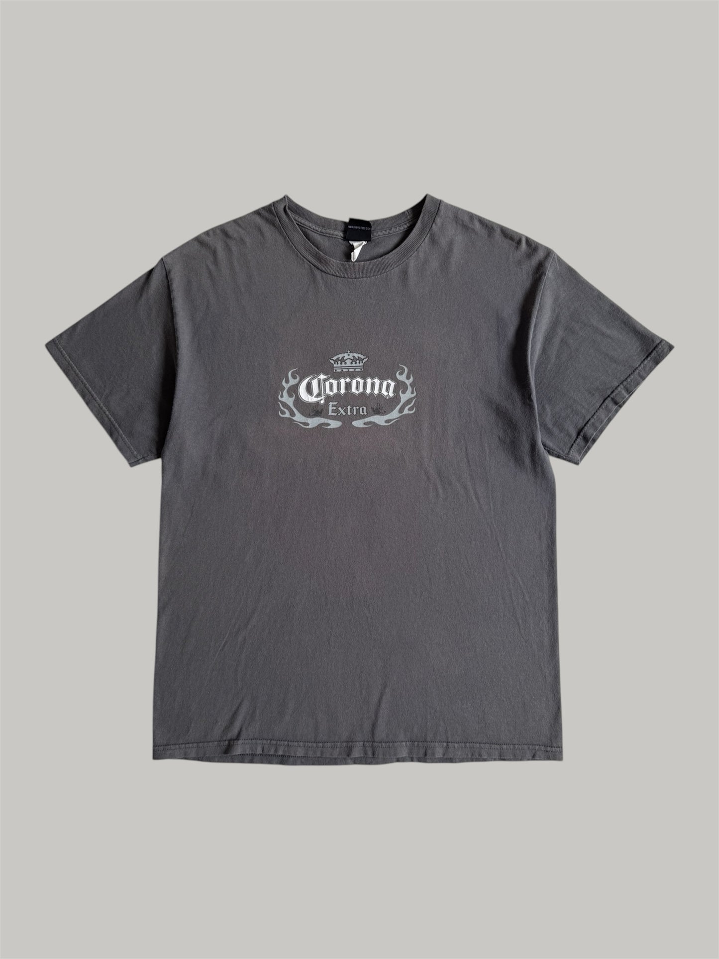 Corona - L