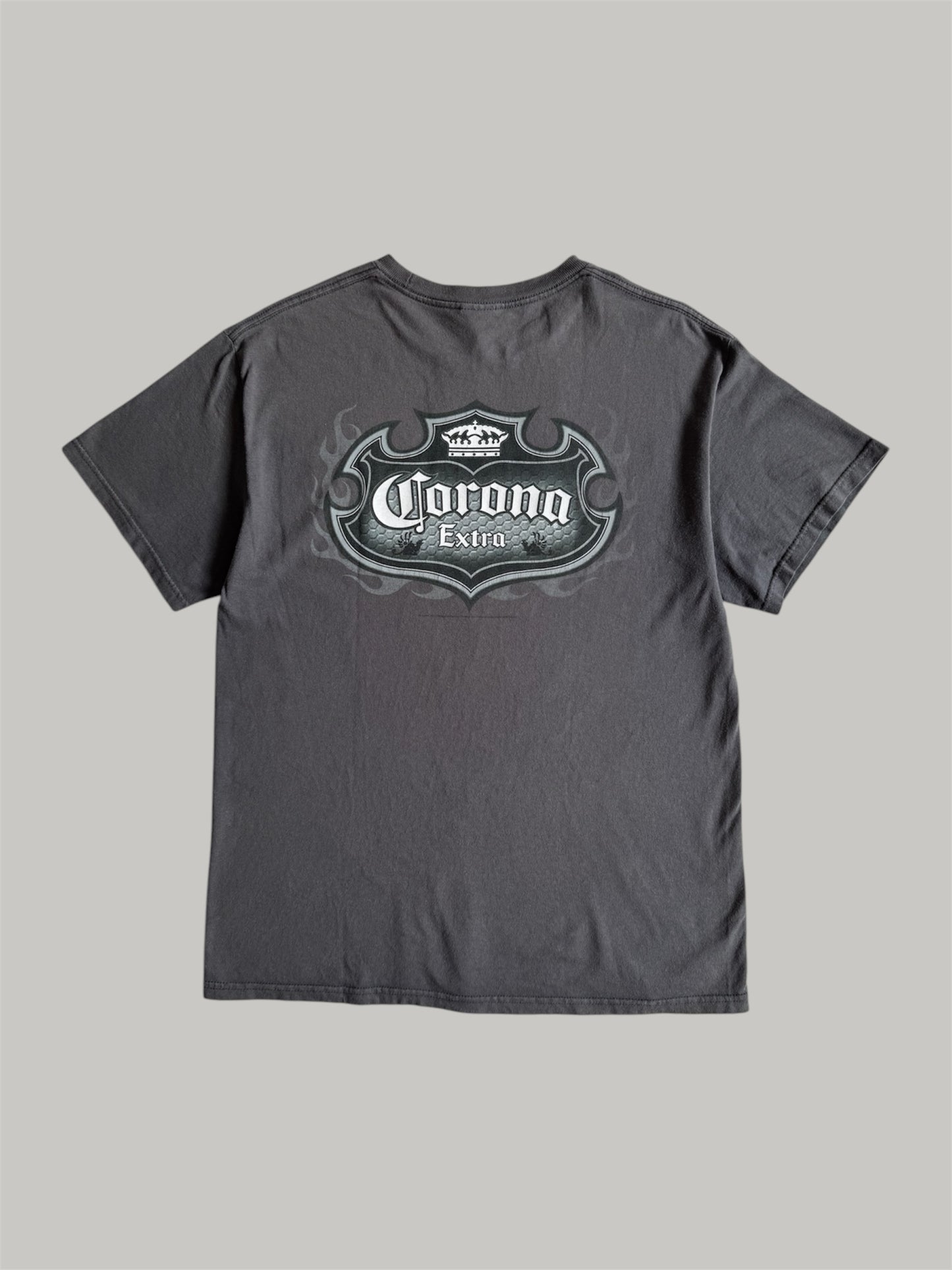 Corona - L