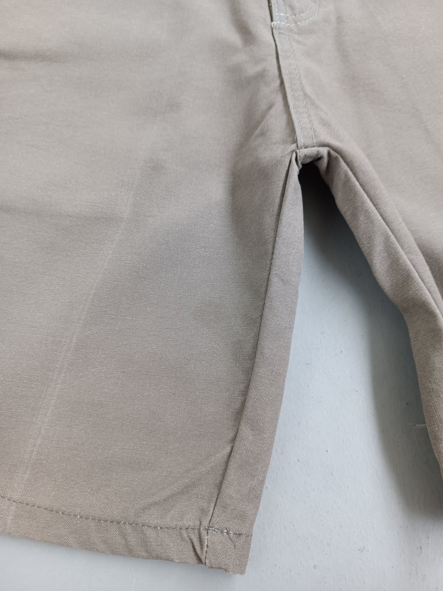 W27 Carhartt carpenter shorts