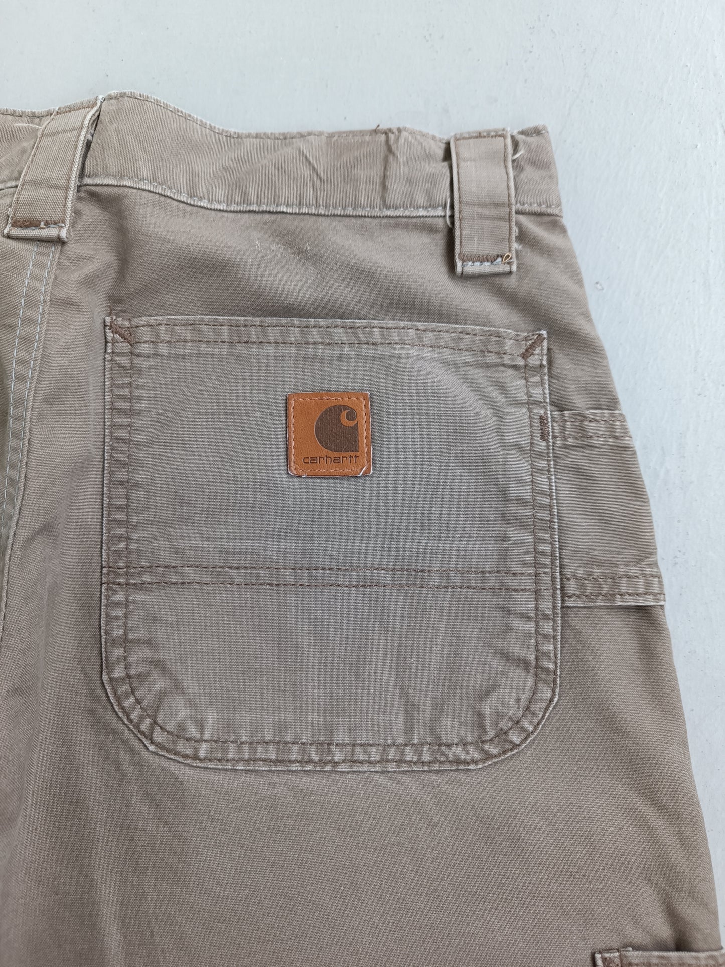 W27 Carhartt carpenter shorts