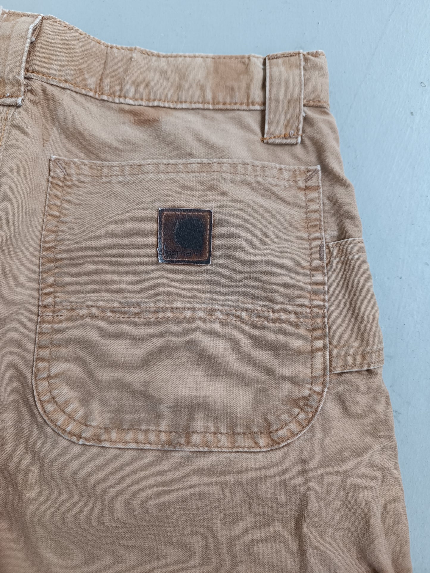 W28 Carhartt carpenter shorts