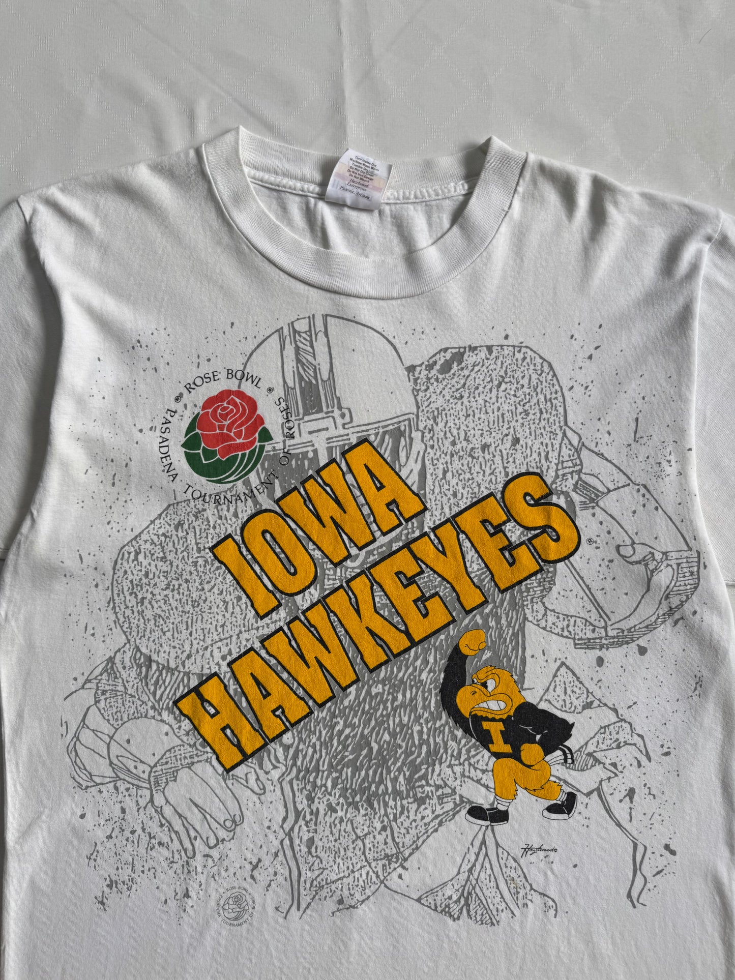 Iowa Hawkeyes - L