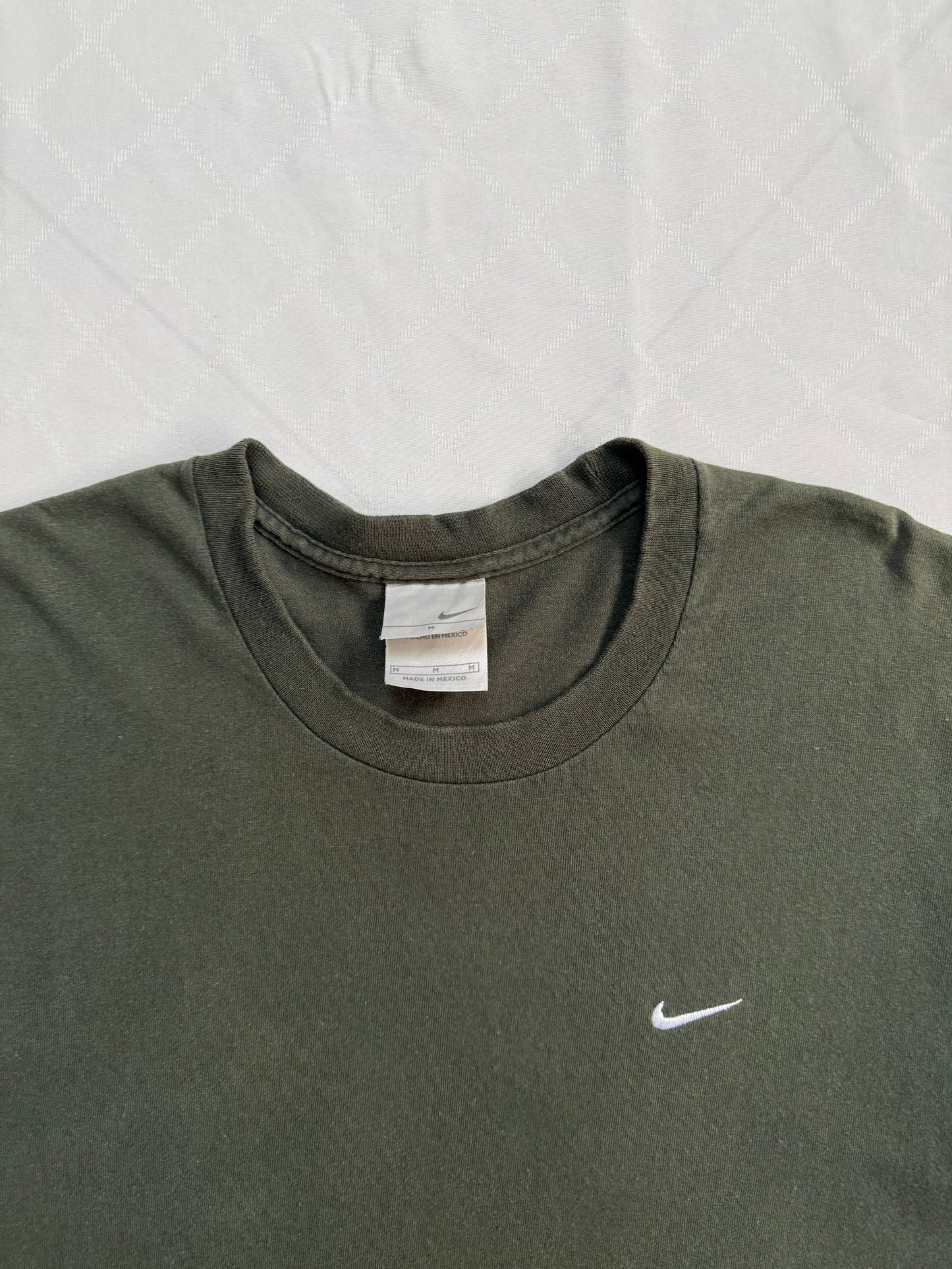 Nike mini swoosh - L