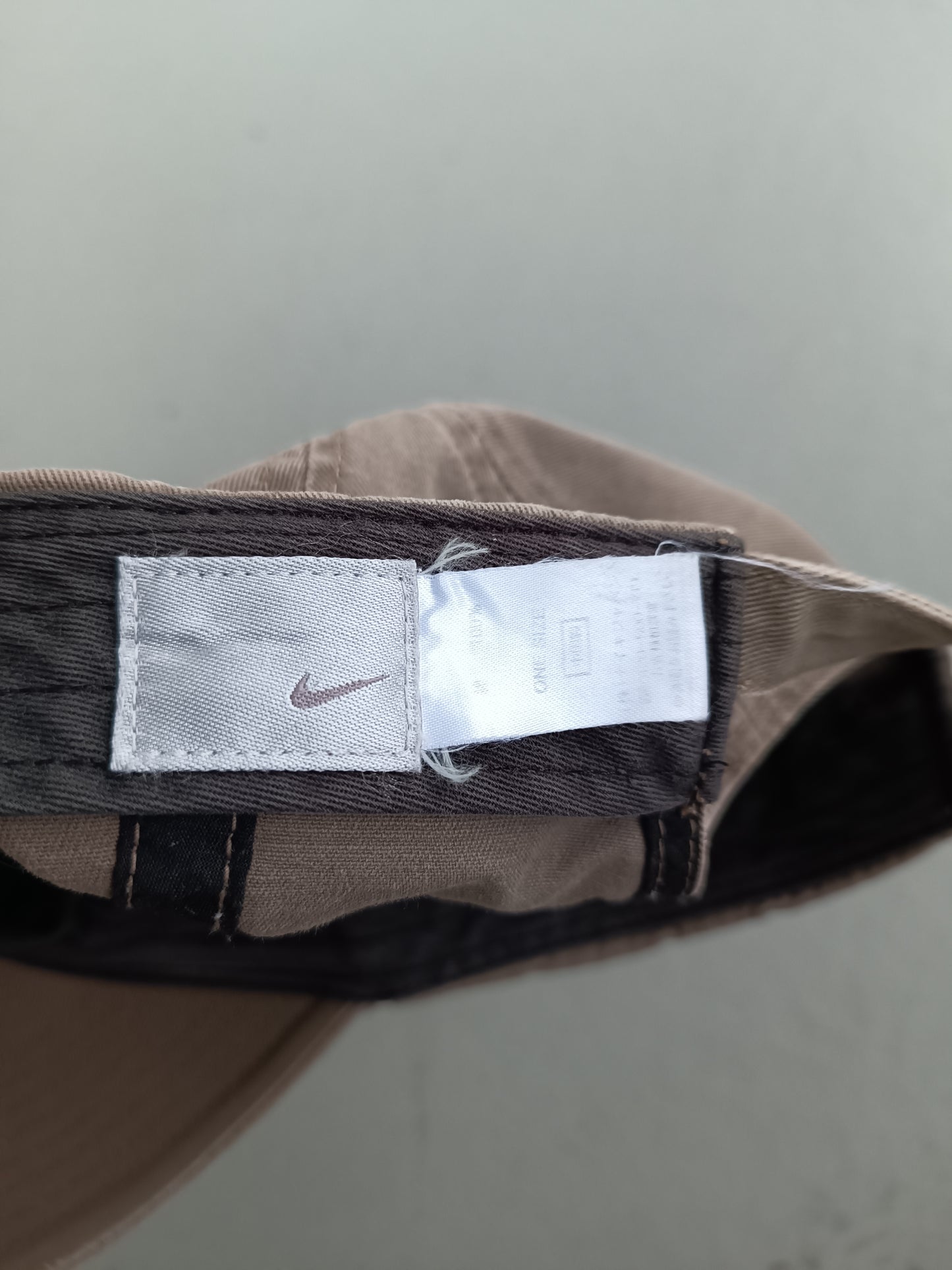 Nike brown spellout cap